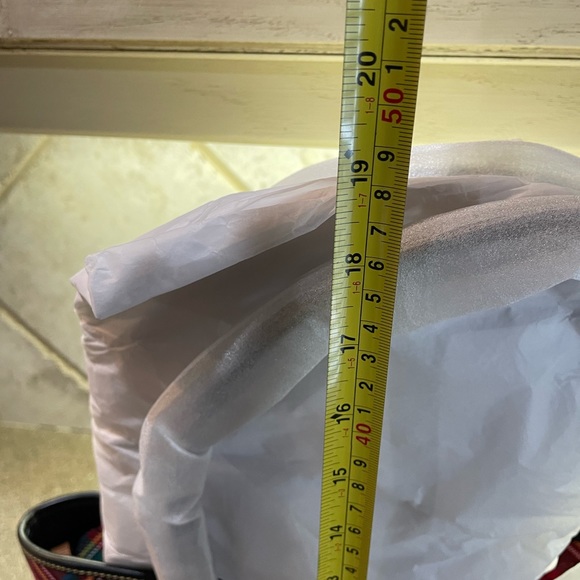 🆕 Dooney & Bourne Tartan Red Plaid Tote Bag - Picture 15 of 15